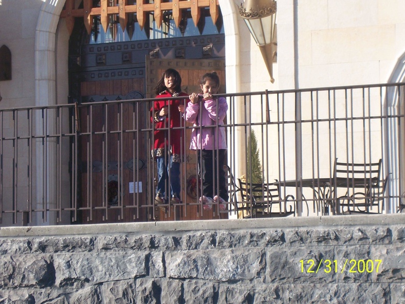 2008-Cambria with Sophie 103.jpg